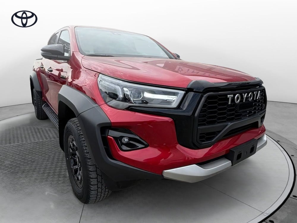 Toyota Hilux nuova a Cremona (8)