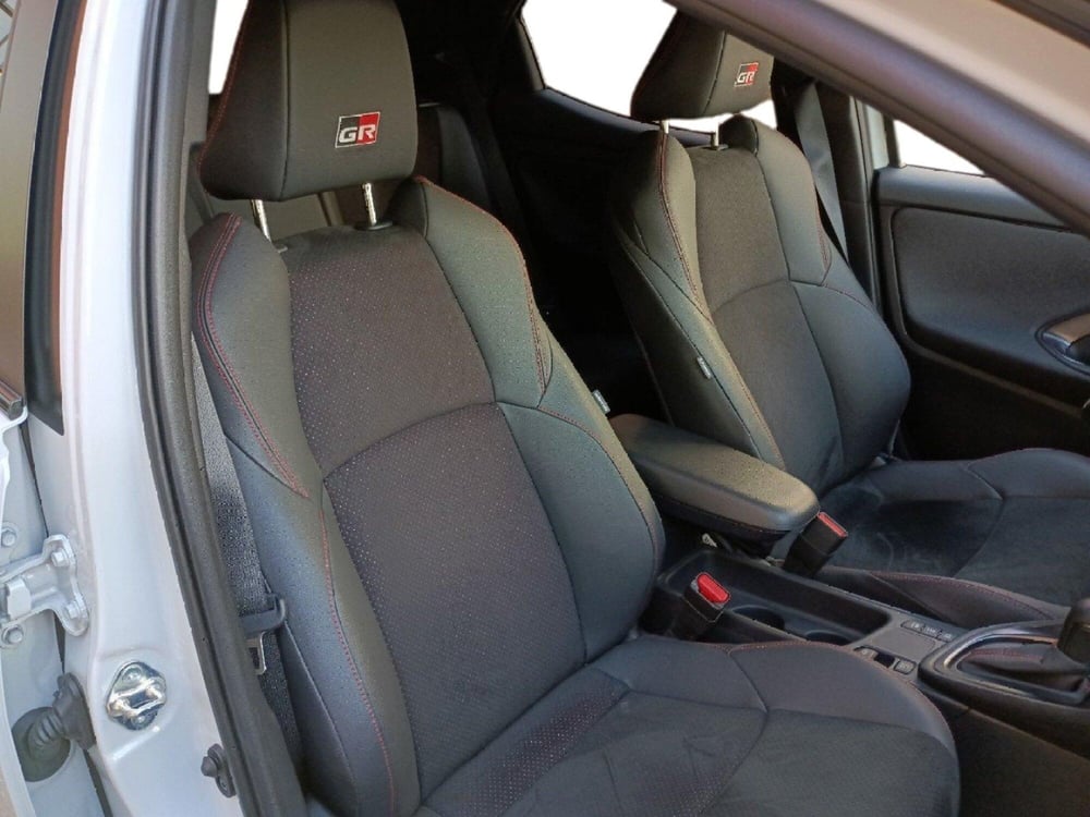Toyota Yaris GR Sport usata a Milano (6)
