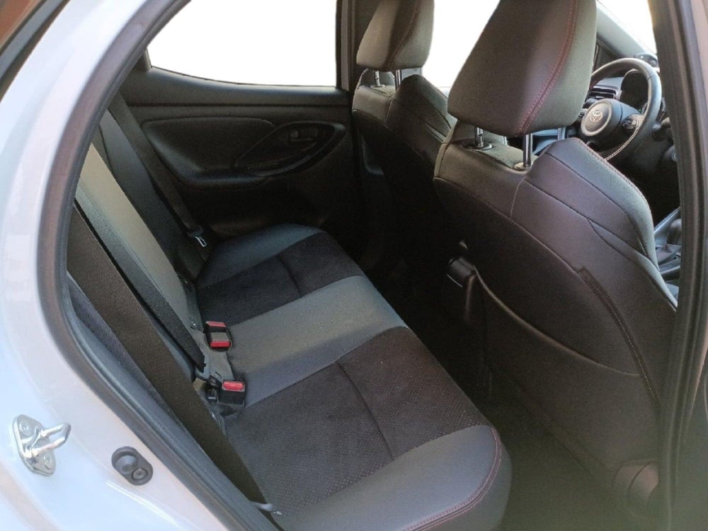 Toyota Yaris GR Sport usata a Milano (7)