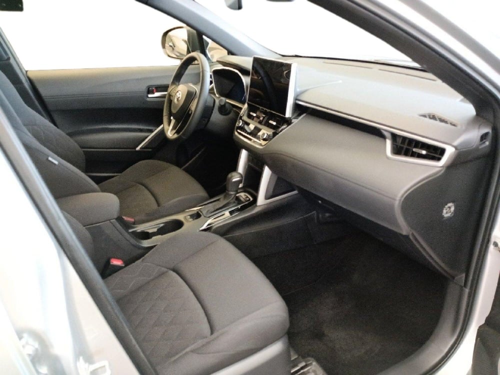Toyota Corolla Cross Hybrid usata a Milano (5)