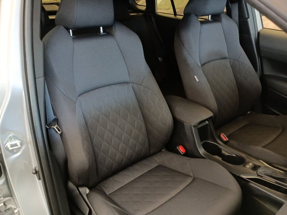Toyota Corolla Cross Hybrid usata a Milano (6)