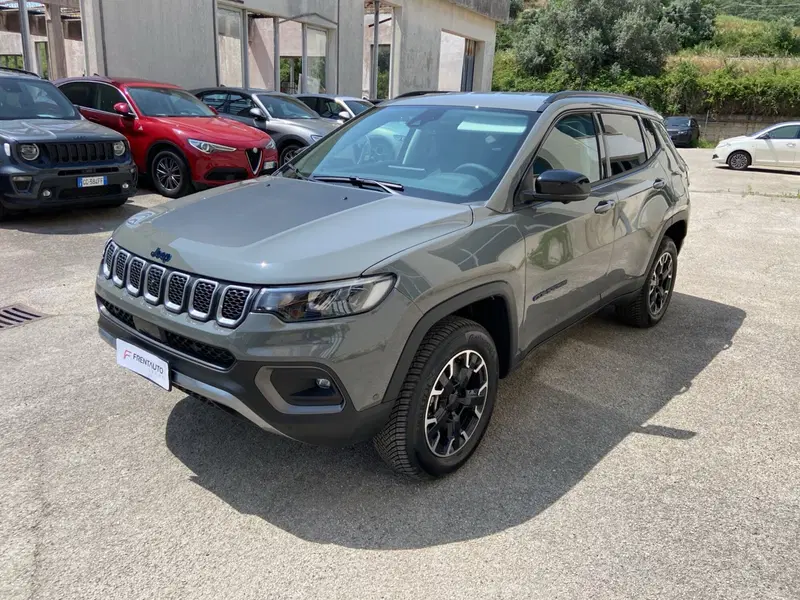 Jeep Compass nuova a Chieti