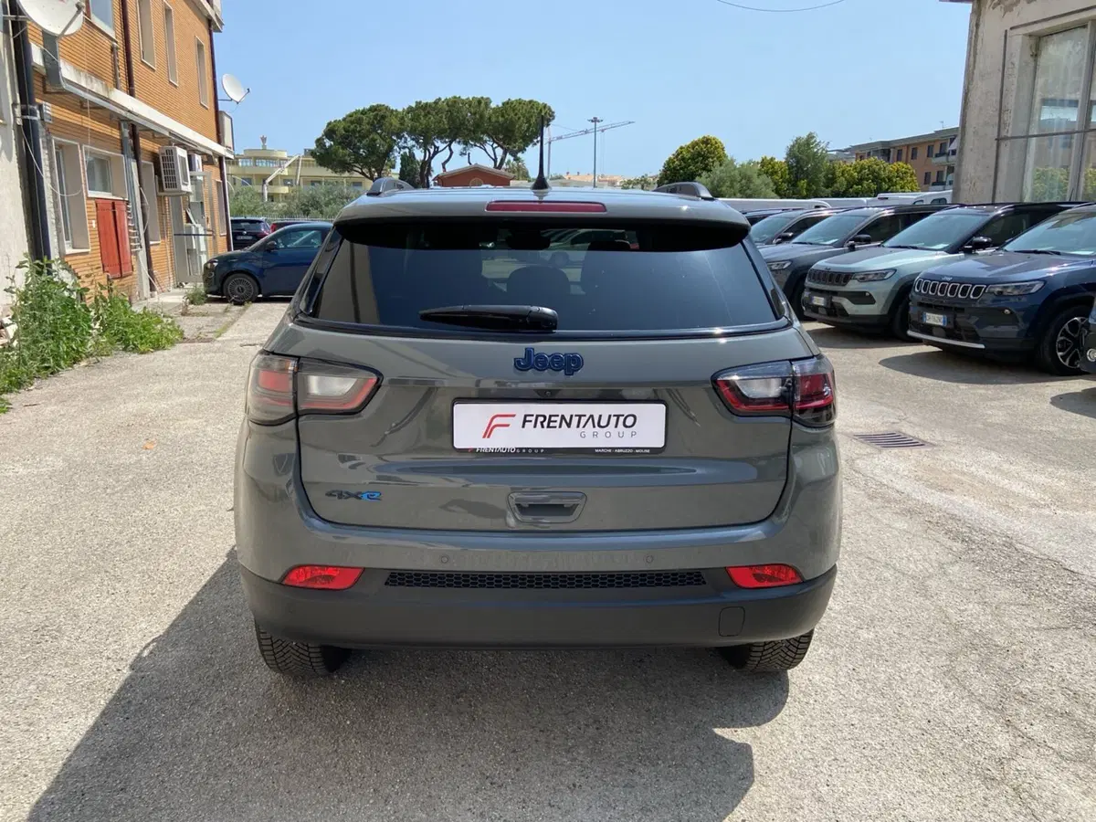 Jeep Compass nuova a Chieti (4)