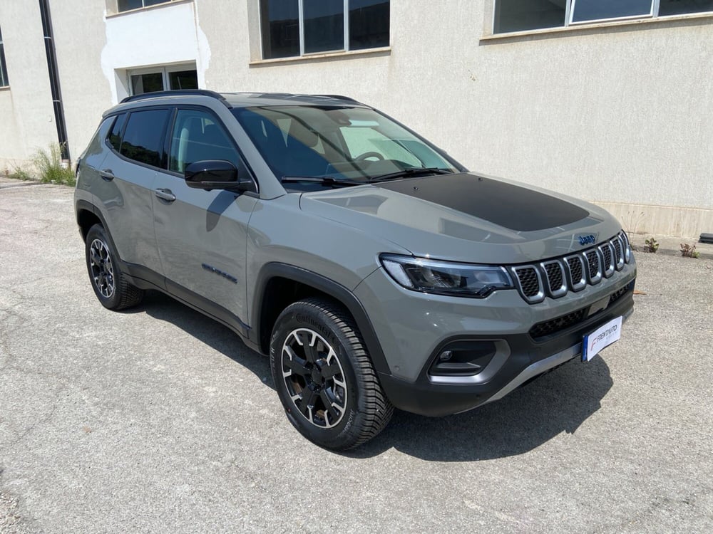 Jeep Compass nuova a Chieti (8)