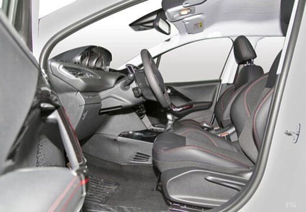 Peugeot 2008 usata a Potenza (15)