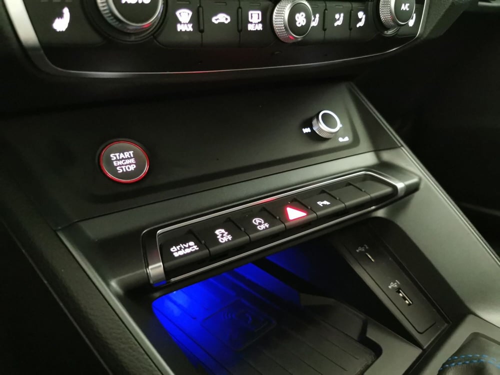 Audi RS Q3 Sportback usata a Chieti (17)