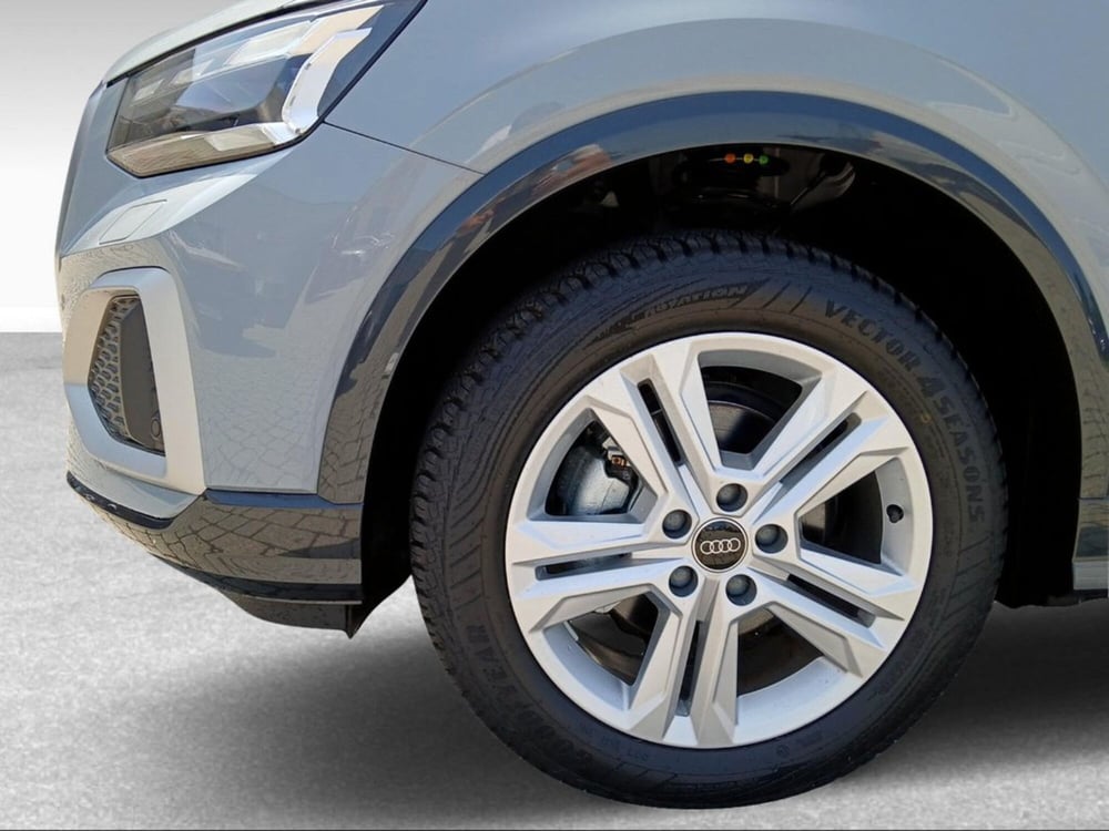 Audi Q2 nuova a Livorno (16)