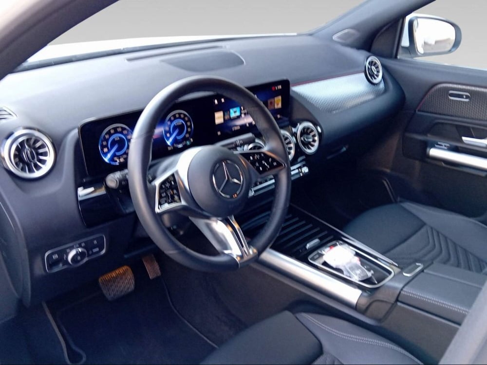 Mercedes-Benz EQA usata a Firenze (9)