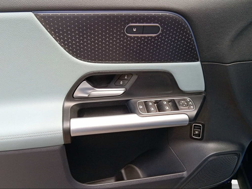 Mercedes-Benz EQA usata a Firenze (17)