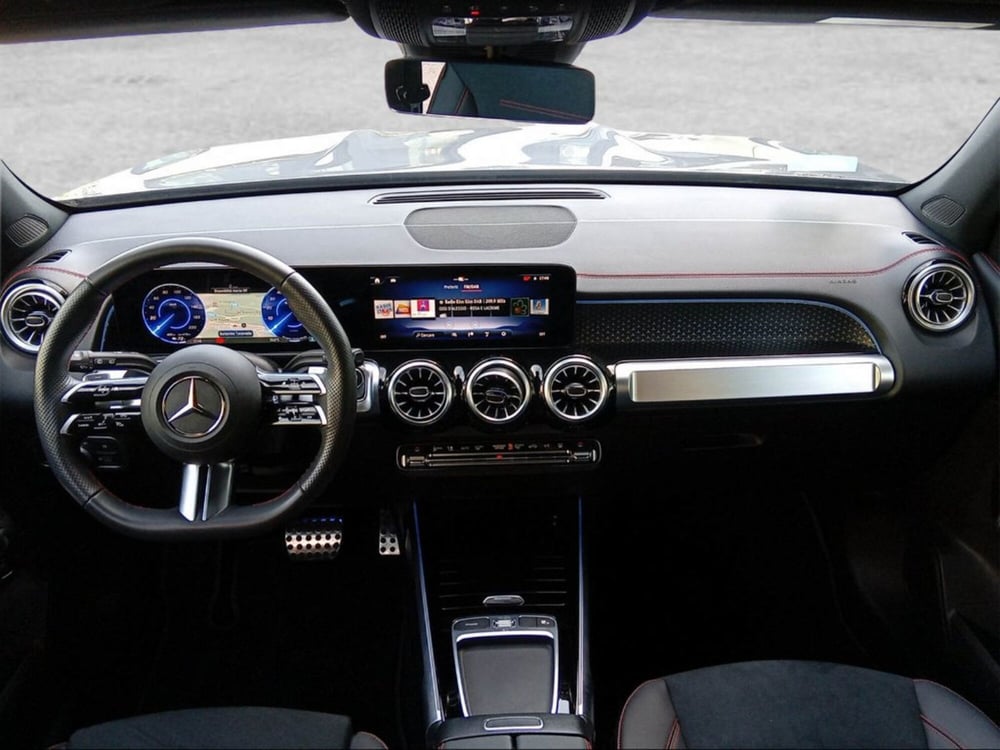 Mercedes-Benz EQB usata a Firenze (14)