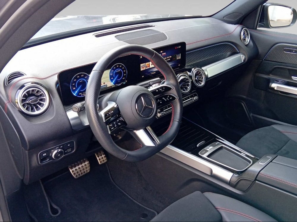 Mercedes-Benz EQB usata a Firenze (9)
