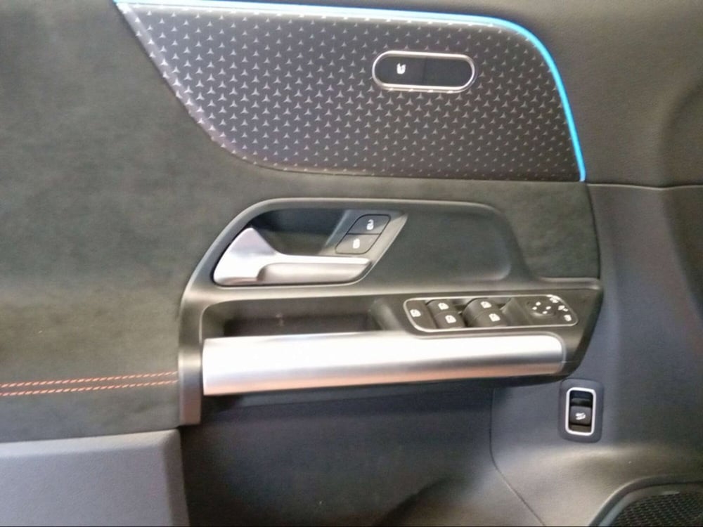 Mercedes-Benz EQA usata a Firenze (17)