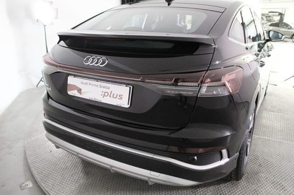 Audi Q4 Sportback usata a Novara (3)