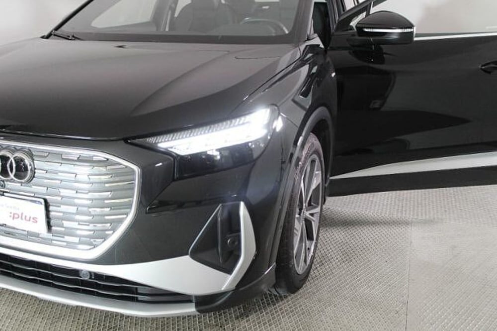 Audi Q4 Sportback usata a Novara (8)