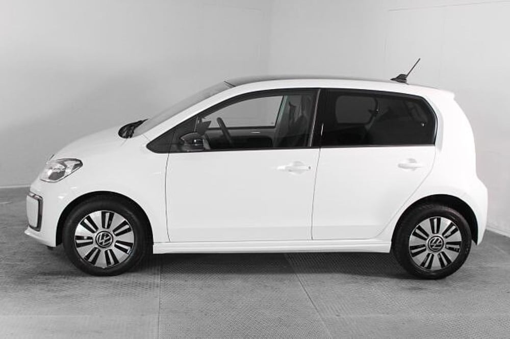 Volkswagen e-up! usata a Novara (3)
