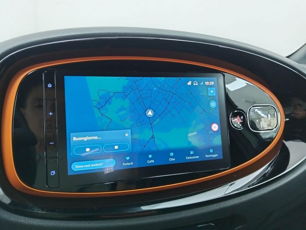 Toyota Aygo X usata a Como (15)
