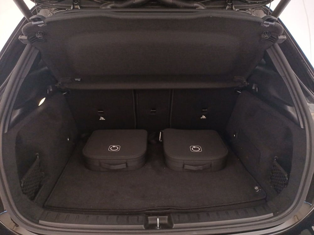 Mercedes-Benz GLA SUV usata a Bari (13)