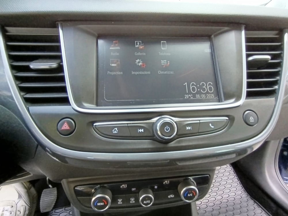 Opel Crossland usata a Ferrara (10)