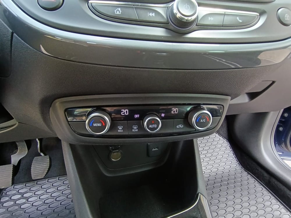 Opel Crossland usata a Ferrara (11)
