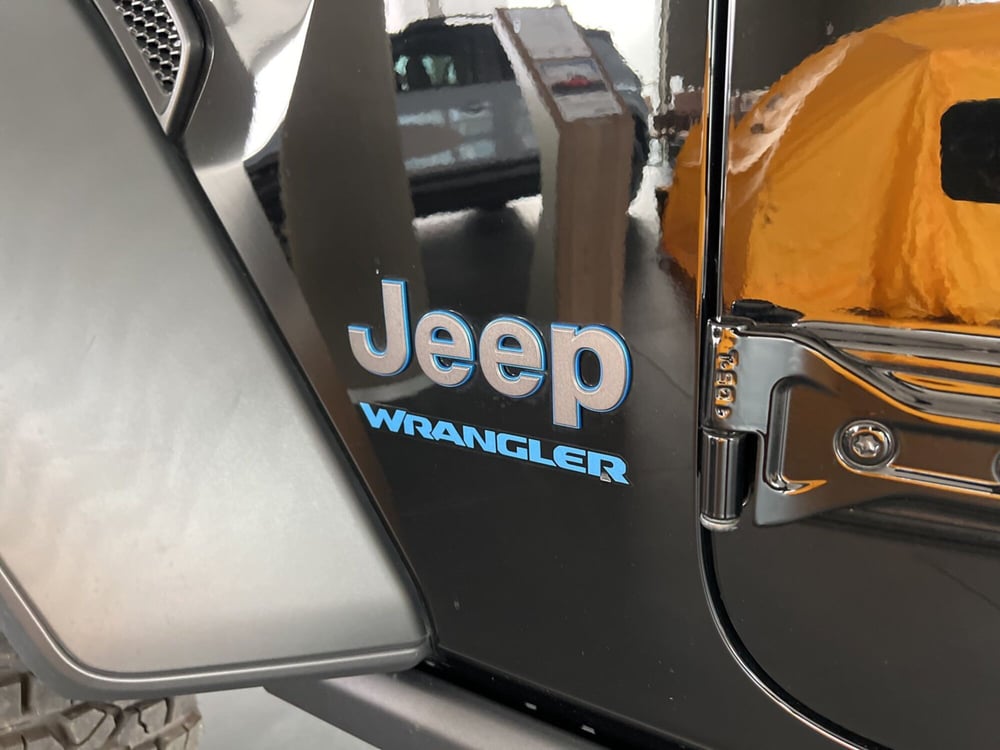 Jeep Wrangler Unlimited nuova a Pisa (13)