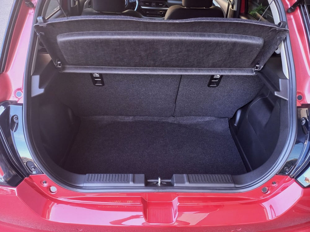 Suzuki Swift nuova a Milano (13)