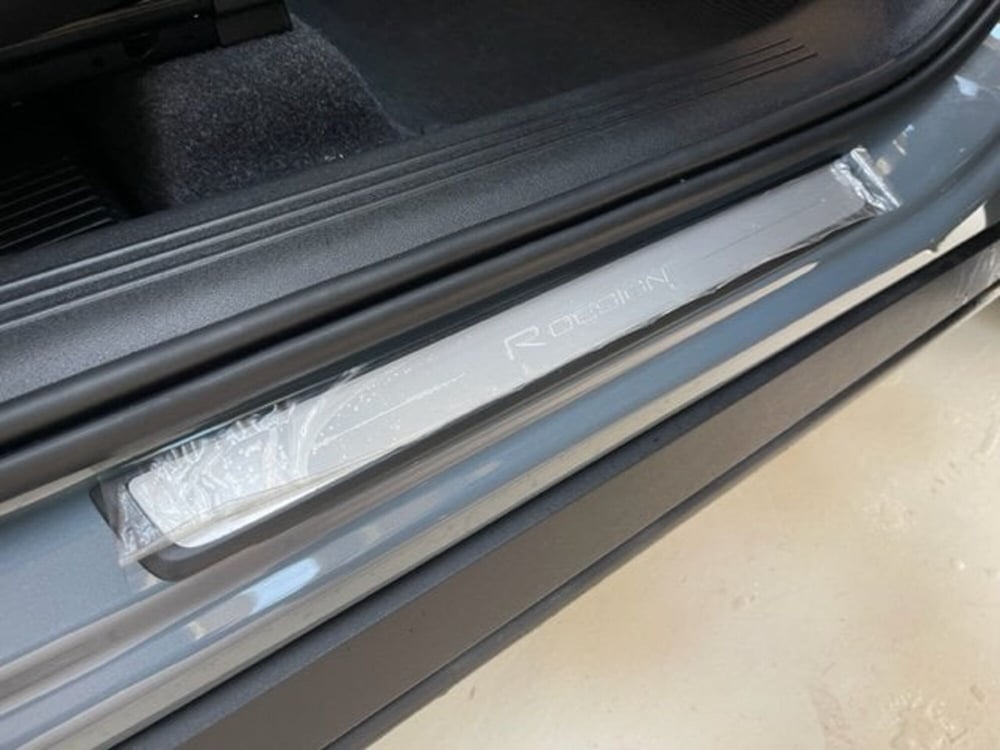 Volvo XC40 usata a Cosenza (10)