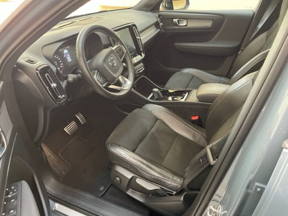 Volvo XC40 usata a Cosenza (19)
