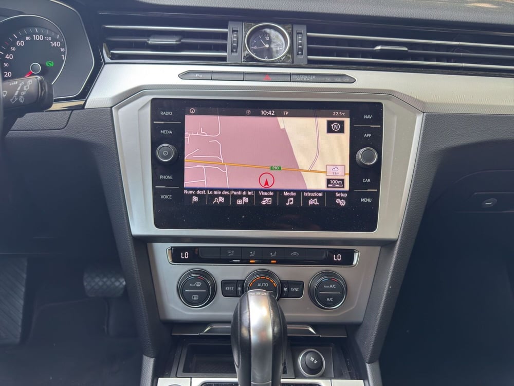 Volkswagen Passat Variant usata a Cosenza (14)