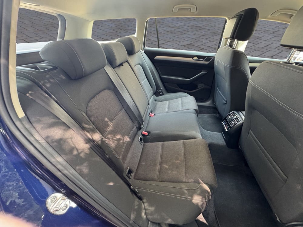 Volkswagen Passat Variant usata a Cosenza (18)