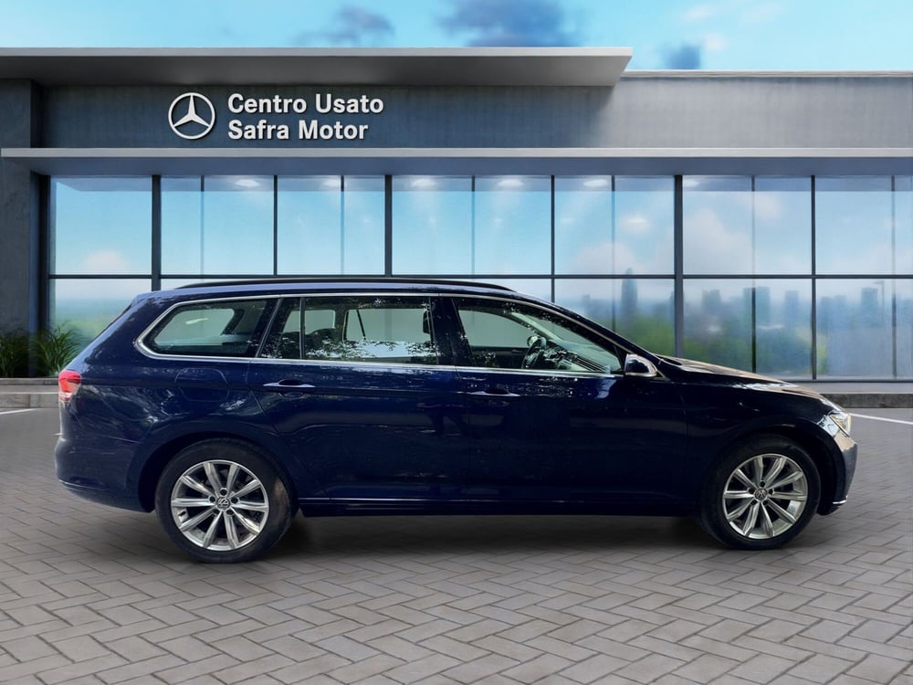 Volkswagen Passat Variant usata a Cosenza (6)