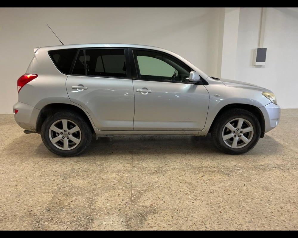 Toyota Rav4 usata a Arezzo (6)