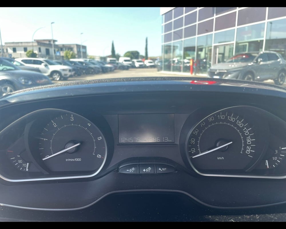 Peugeot 208 usata a Siena (11)