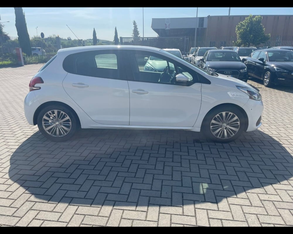 Peugeot 208 usata a Siena (3)