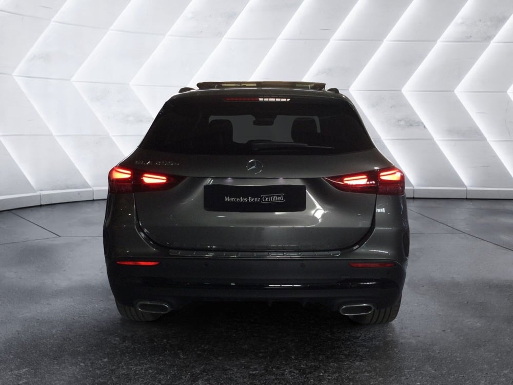 Mercedes-Benz GLA SUV usata a Caserta (6)