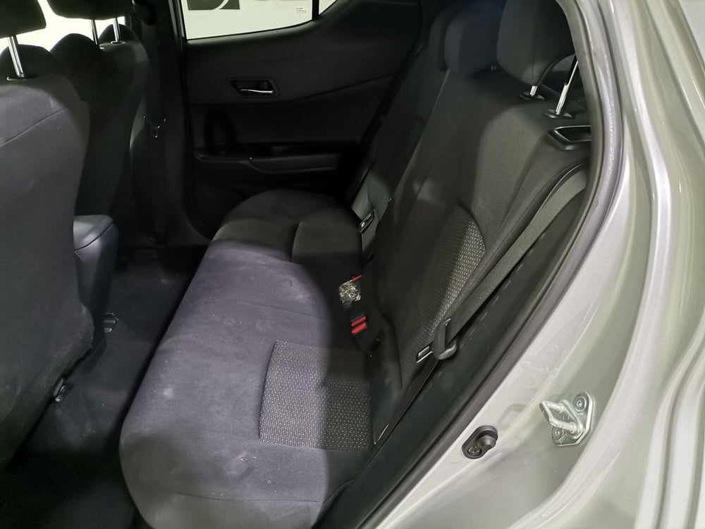 Toyota Toyota C-HR usata a Salerno (10)