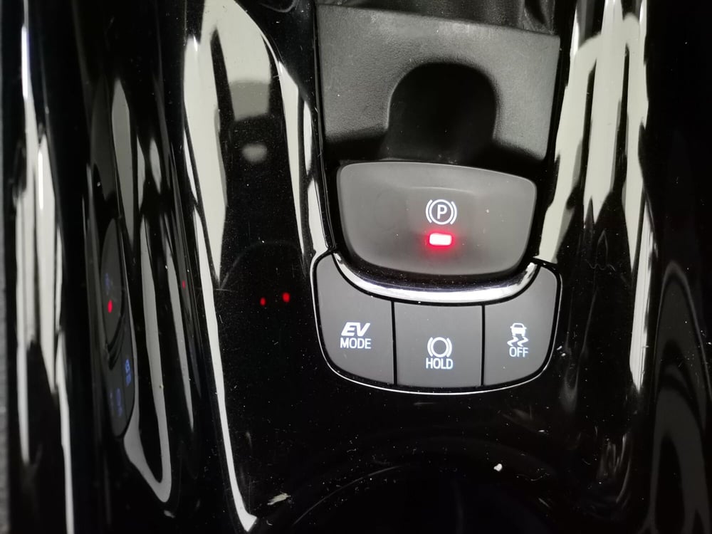 Toyota Toyota C-HR usata a Salerno (20)