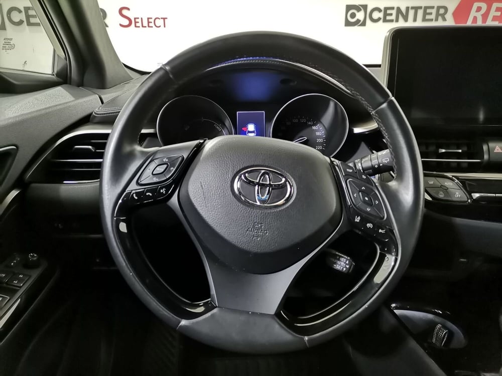Toyota Toyota C-HR usata a Salerno (8)