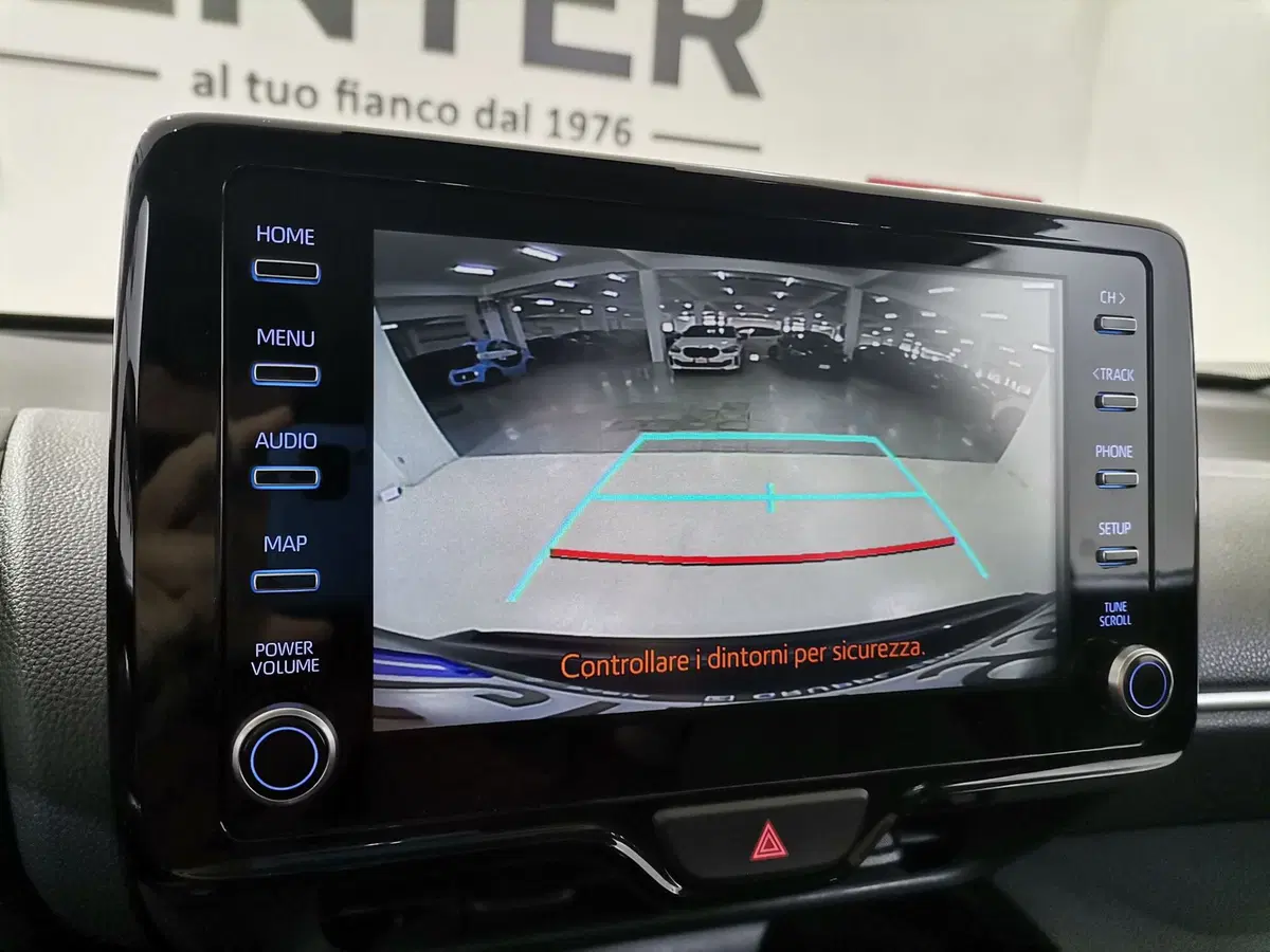 Toyota Yaris Cross usata a Salerno (11)
