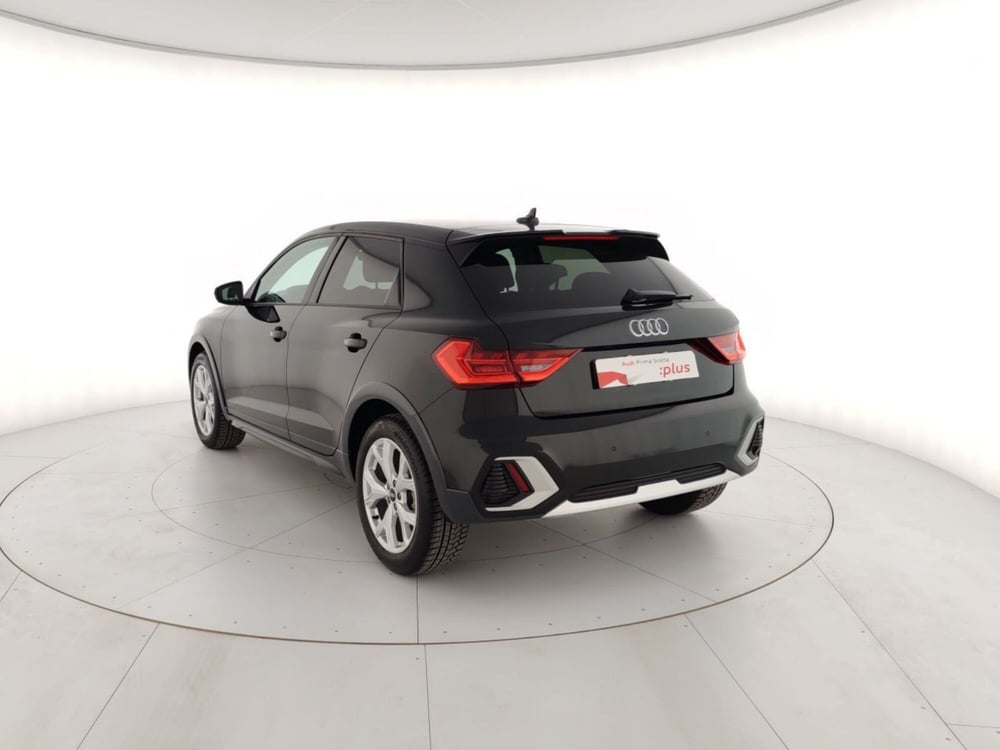 Audi A1 allstreet usata a Massa-Carrara (2)