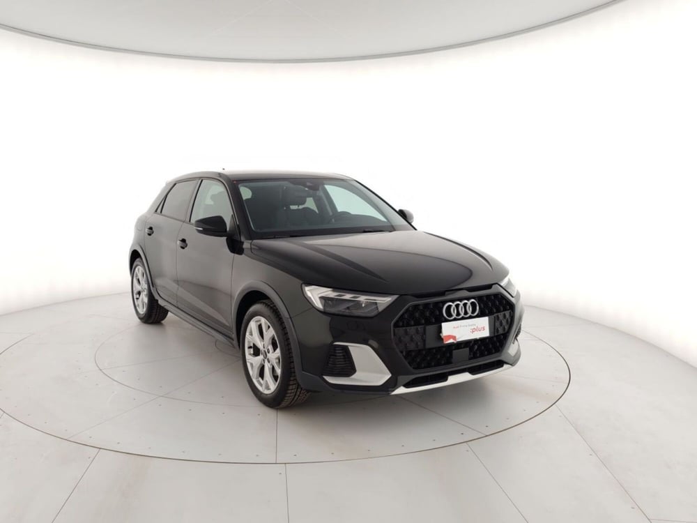 Audi A1 allstreet usata a Massa-Carrara (4)
