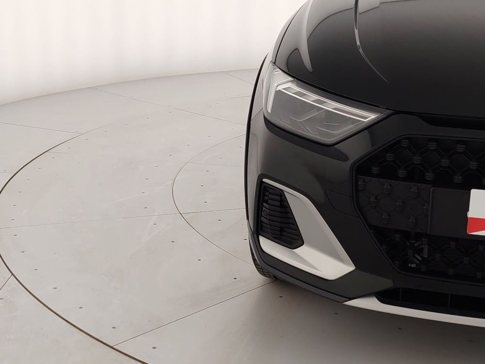 Audi A1 allstreet usata a Massa-Carrara (5)