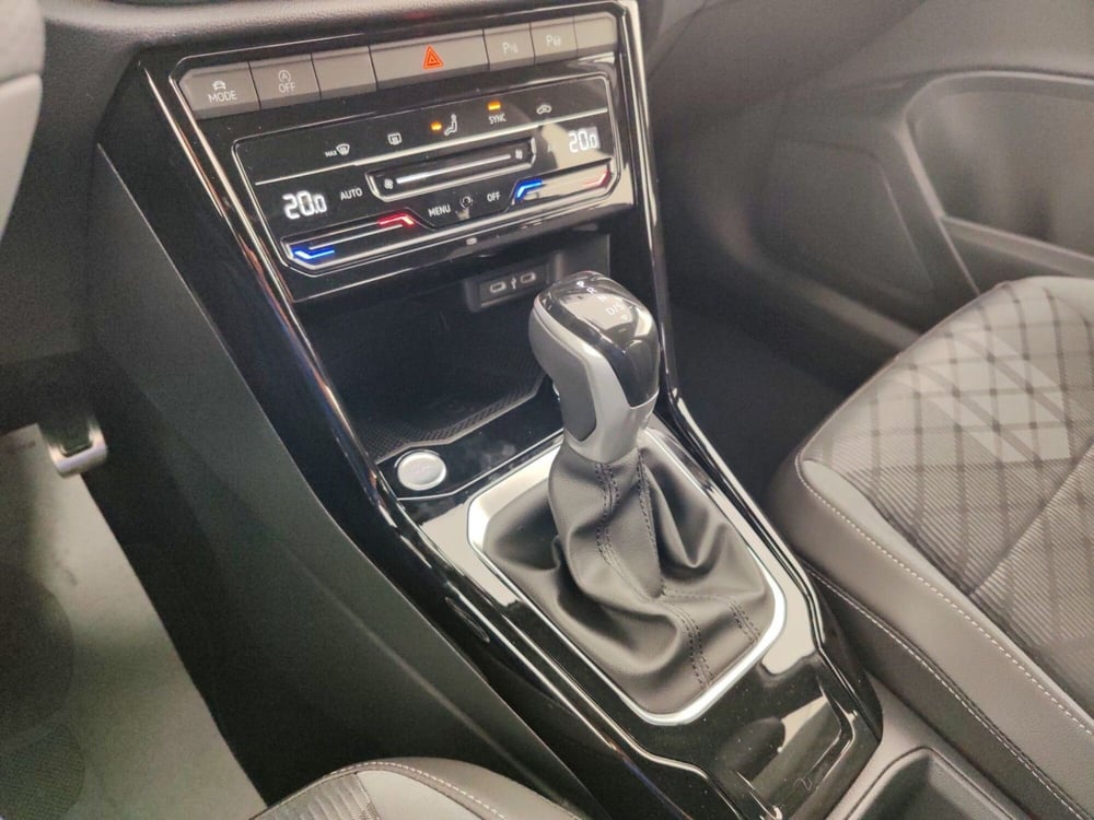 Volkswagen T-Roc nuova a Massa-Carrara (11)