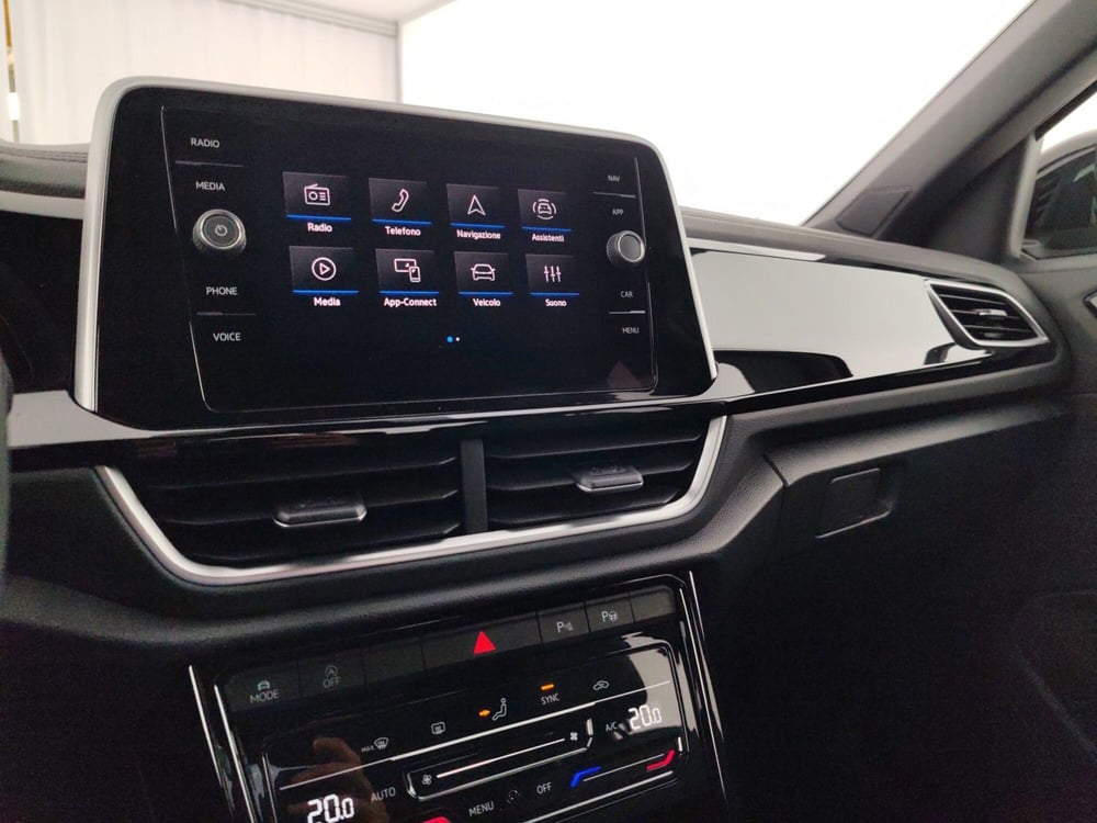 Volkswagen T-Roc nuova a Massa-Carrara (12)