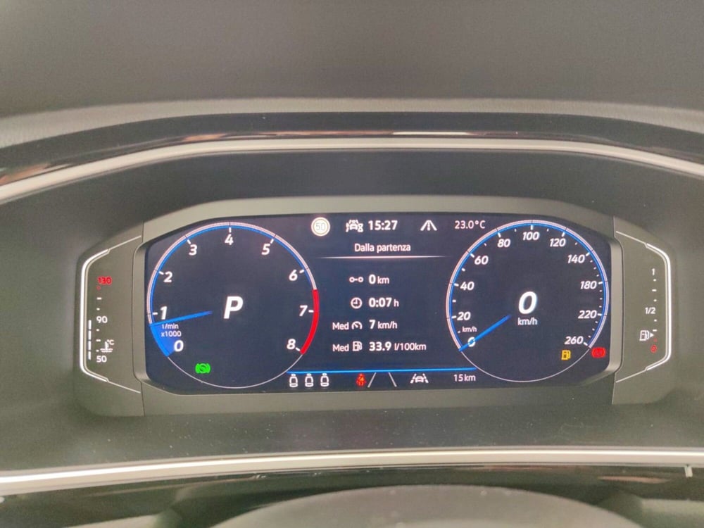 Volkswagen T-Roc nuova a Massa-Carrara (15)