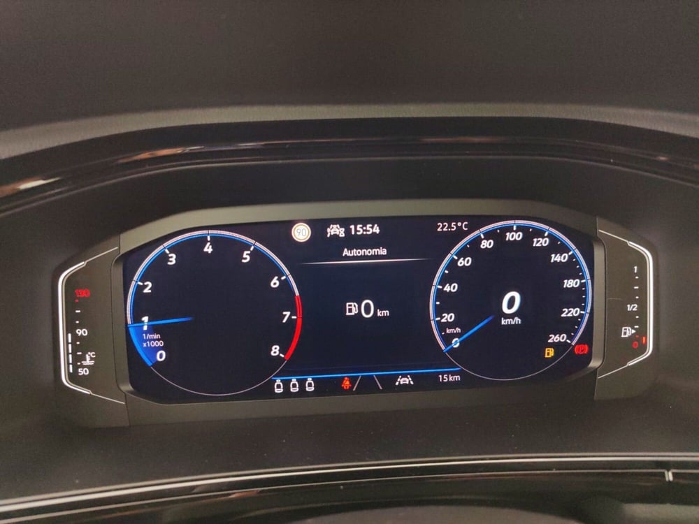 Volkswagen T-Roc nuova a Massa-Carrara (15)