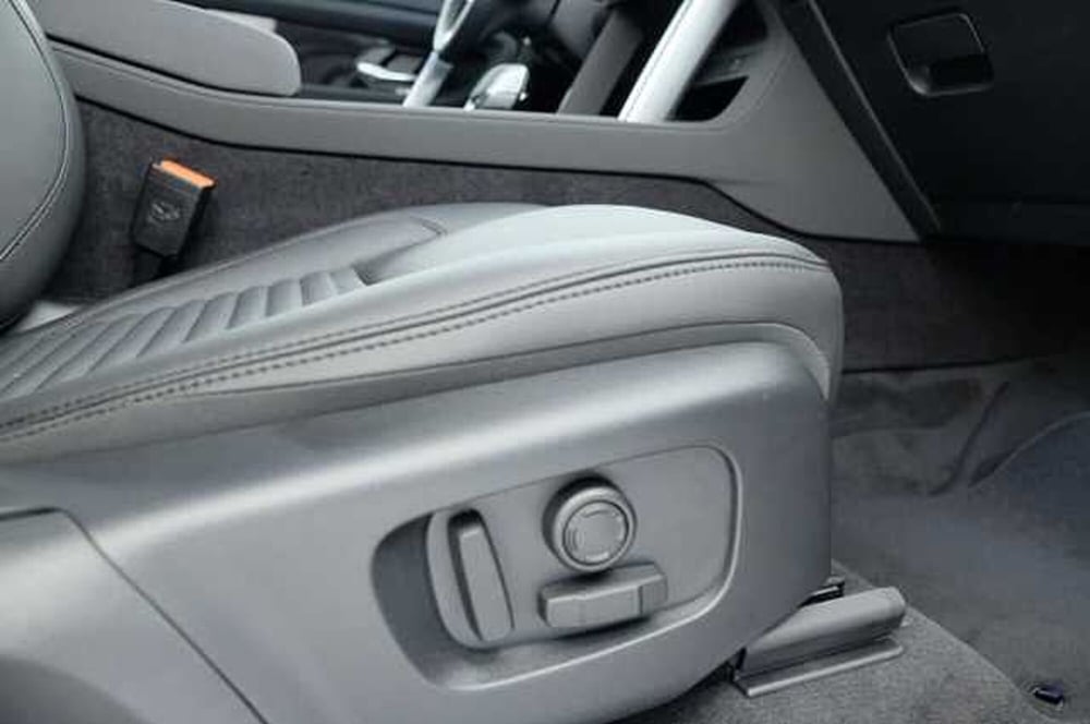Land Rover Discovery Sport usata a Mantova (10)