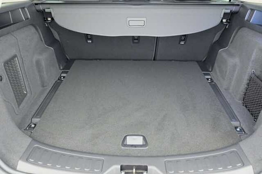Land Rover Discovery Sport usata a Mantova (16)