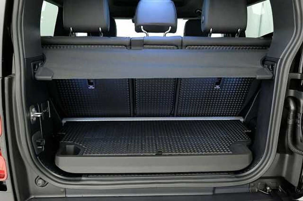 Land Rover Defender usata a Mantova (13)