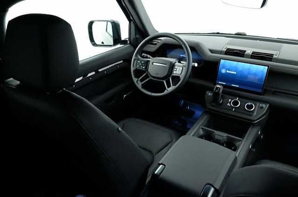 Land Rover Defender usata a Mantova (3)