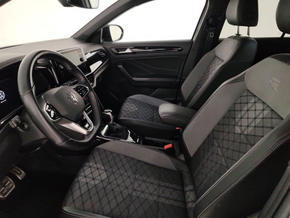Volkswagen T-Roc usata a Massa-Carrara (7)
